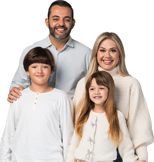 Ellen com o marido Gustavo e os filhos Arthur e Manuella