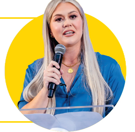 Ellen Martinelli discursando